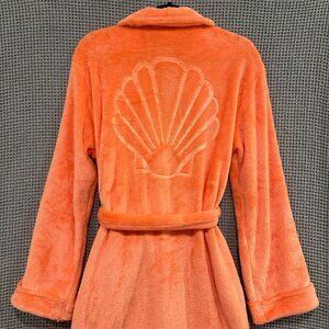 NWT The Salt Sisters Co Sunrise Seashell Cozy Plush Robe, size M/L